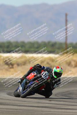 media/Oct-17-2024-Racers Edge (Thu) [[f51934c085]]/B Group/Session 4 (Turn 16)/
